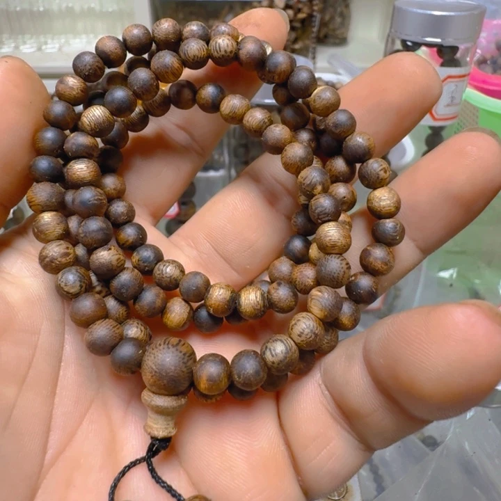 沉香碎屑沉香海南乌身白奇0.6虫漏珠