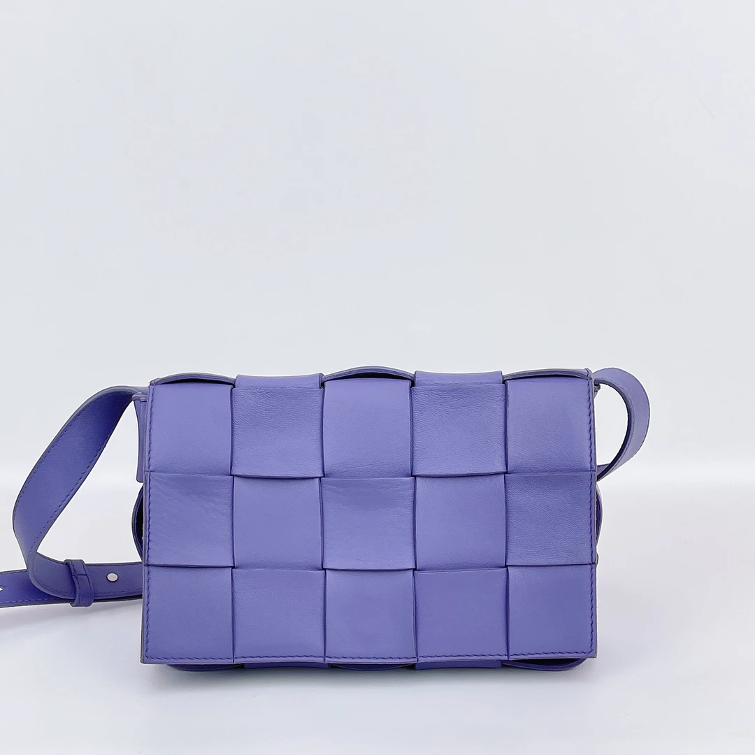 95新 BOTTEGA VENETA/葆蝶家 葆蝶家 紫色编织单肩包底长22 C038
