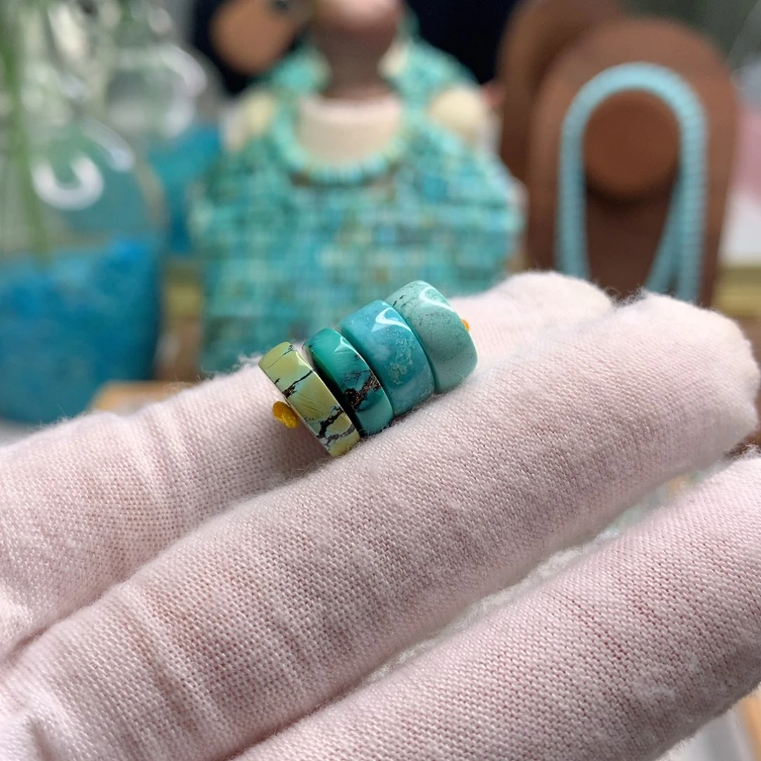 绿松石未镶嵌饰品