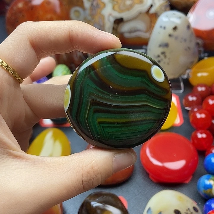 玛瑙/玉髓未镶嵌珠宝奇石