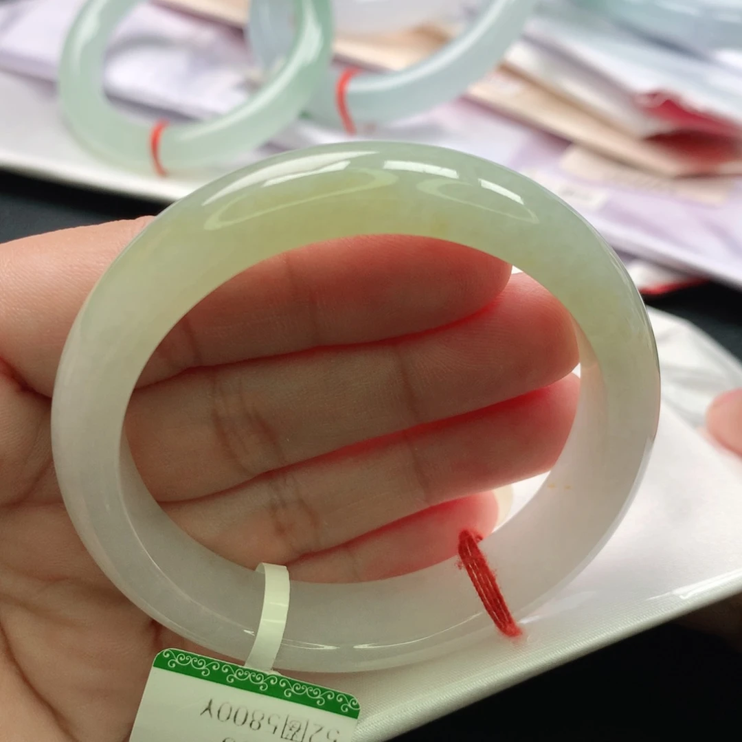 翡翠手镯未镶嵌缅甸52.53