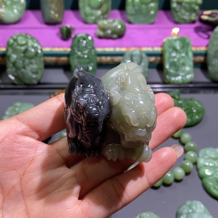 未镶嵌和田玉挂件