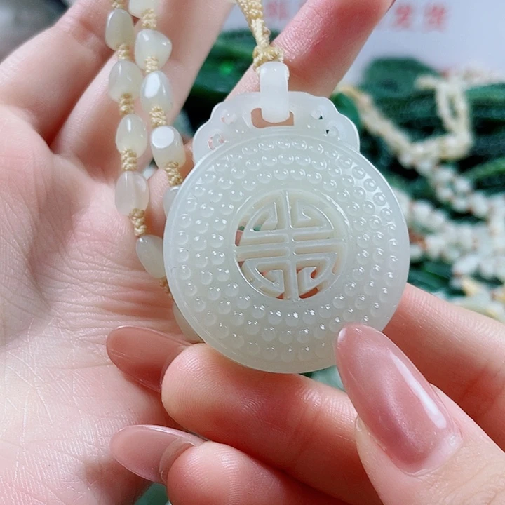 未镶嵌和田玉挂件