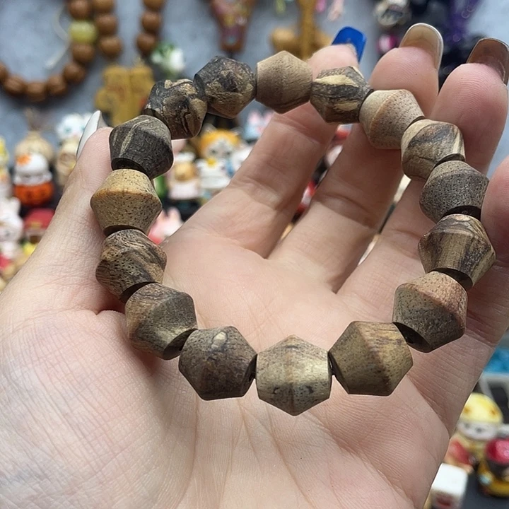 非金属贡木灯笼珠素串