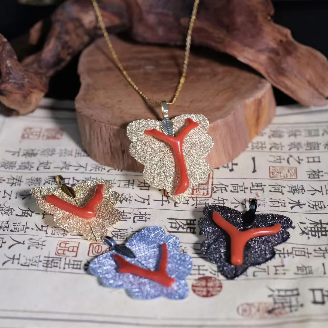 Y-15 天然珊瑚吊坠枫叶款多样性发一