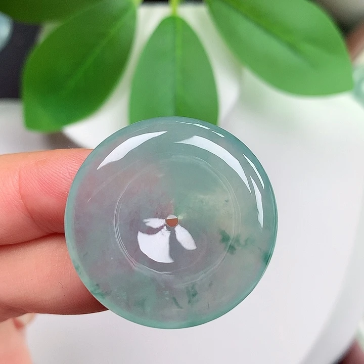 颈饰未镶嵌翡翠平安扣 39.4x5.3mm