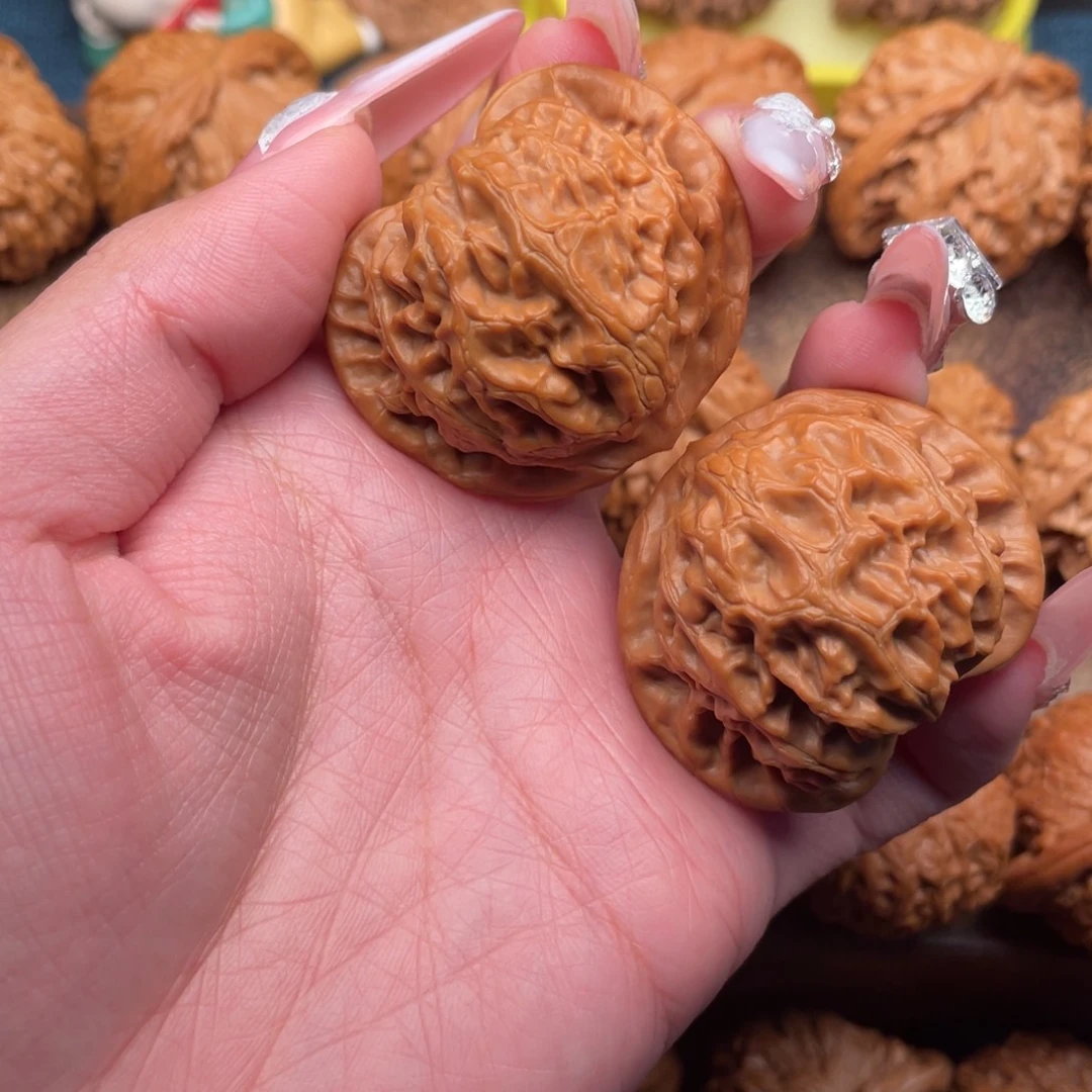 文玩核桃把件全品精配桃心宫灯42