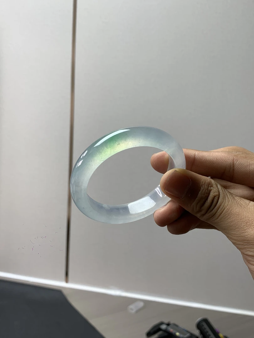 天然缅甸a货翡翠冰绿52圈