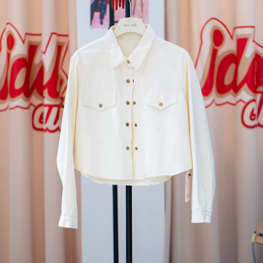 牛仔满钻微笑泰系外套