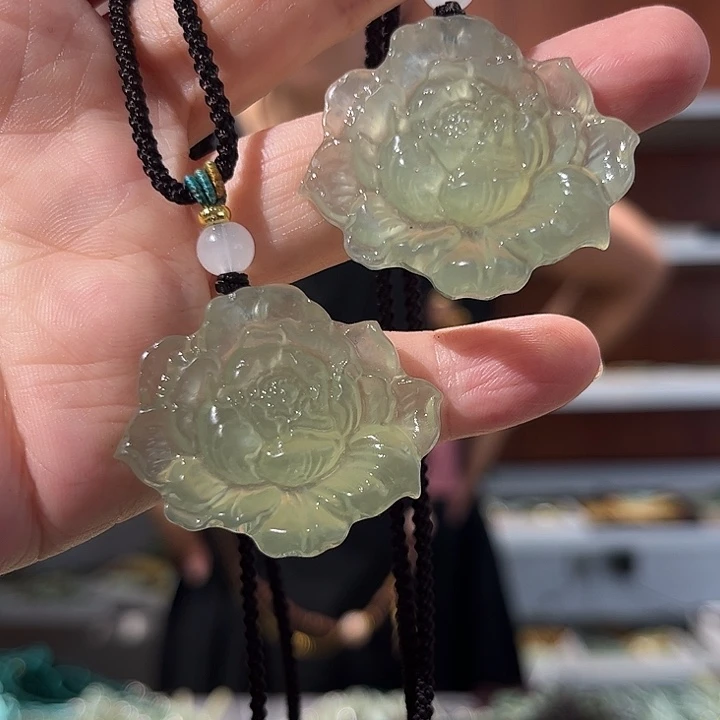 岫玉未镶嵌毛衣链