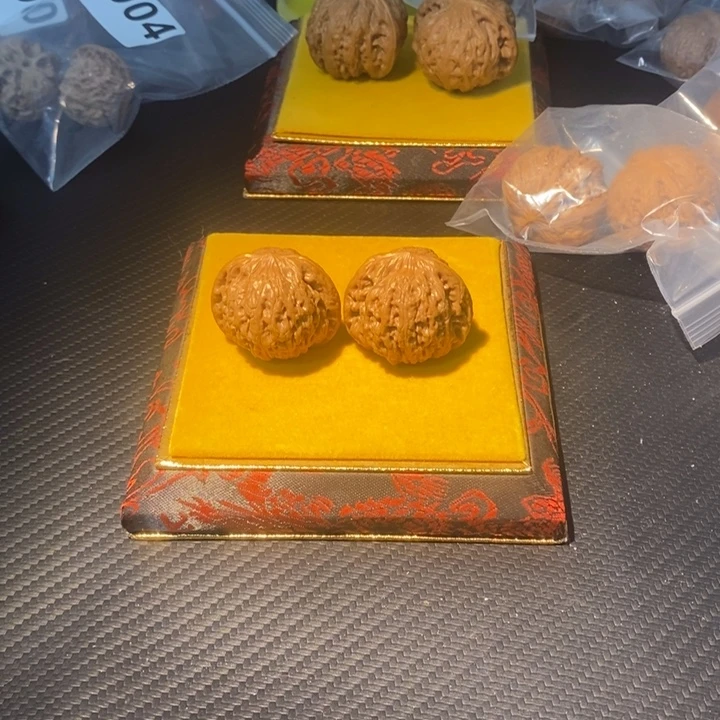 吊坠桃核00000051