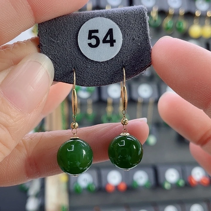 18K金镶嵌和田玉耳饰