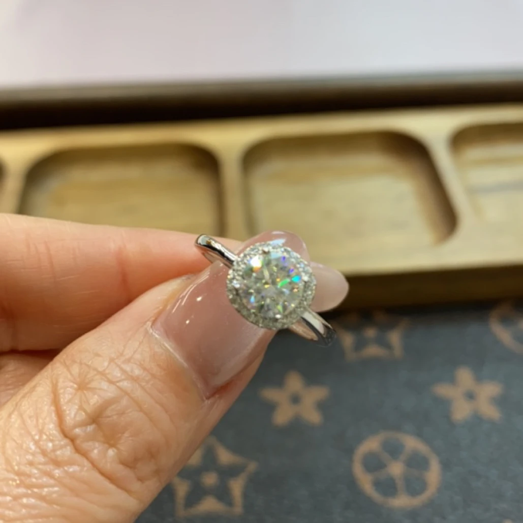 925银莫桑石戒指 1克拉莫桑石925银戒指活口可调节大小