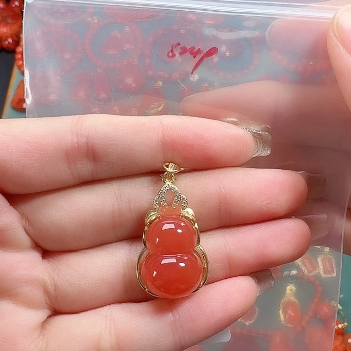 南红玛瑙银S925镶嵌吊坠