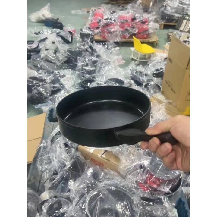 A48煎炒锅口径24cm，高度6cm,外贸尾货，介意勿拍