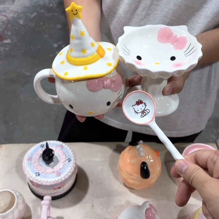 摆件我在外面吃饭了哈