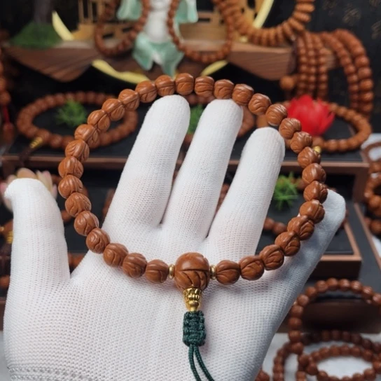 吊坠桃核动**次玉龙脊手持10