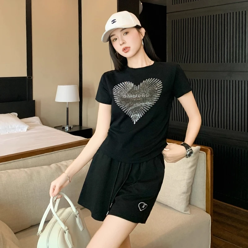 高级感休闲运动套装女夏新款显瘦穿搭时尚复古黑色短袖短裤一整套