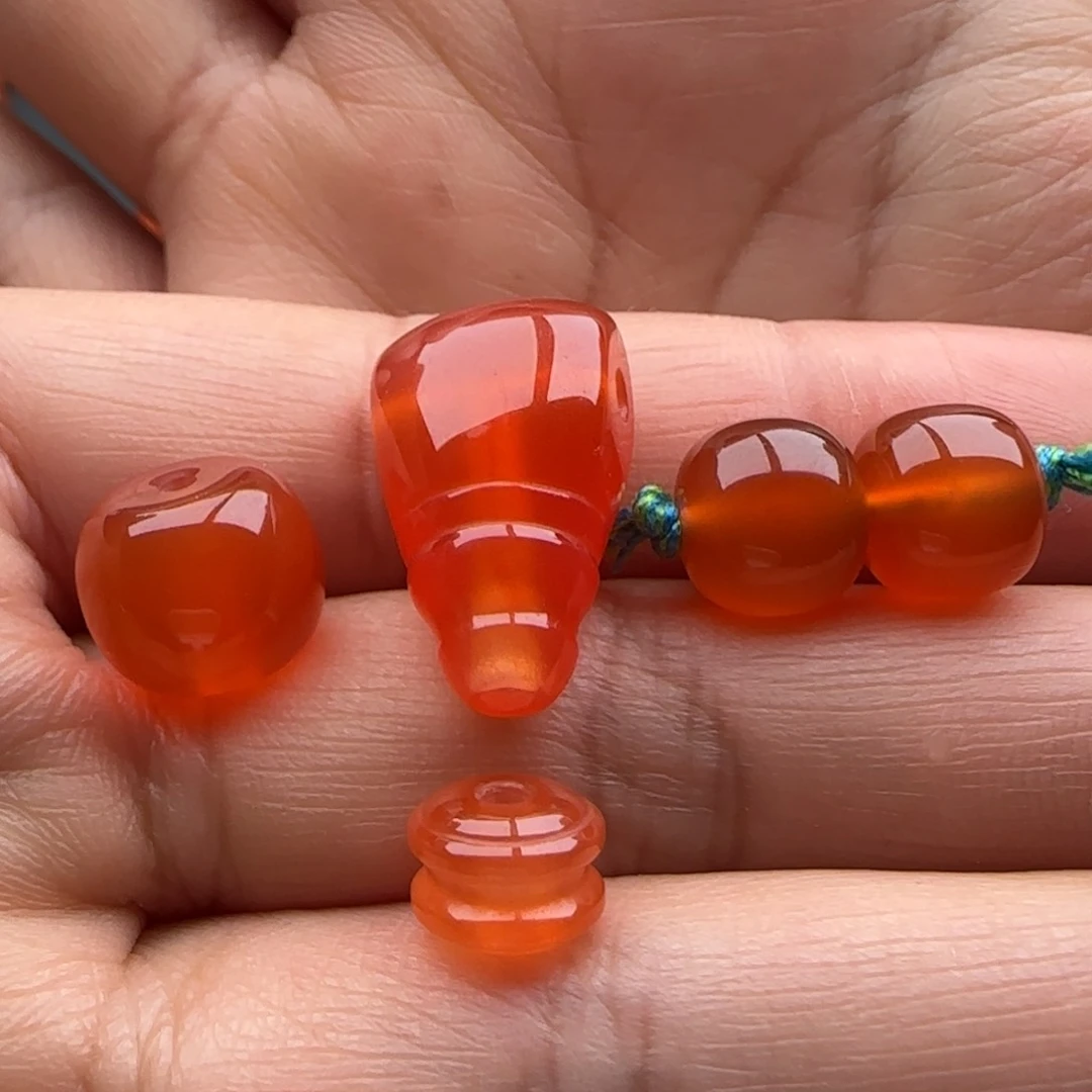 南红玛瑙配珠未镶嵌