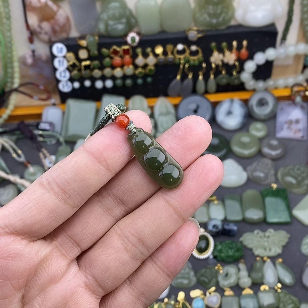 和田玉未镶嵌吊坠(不含链)