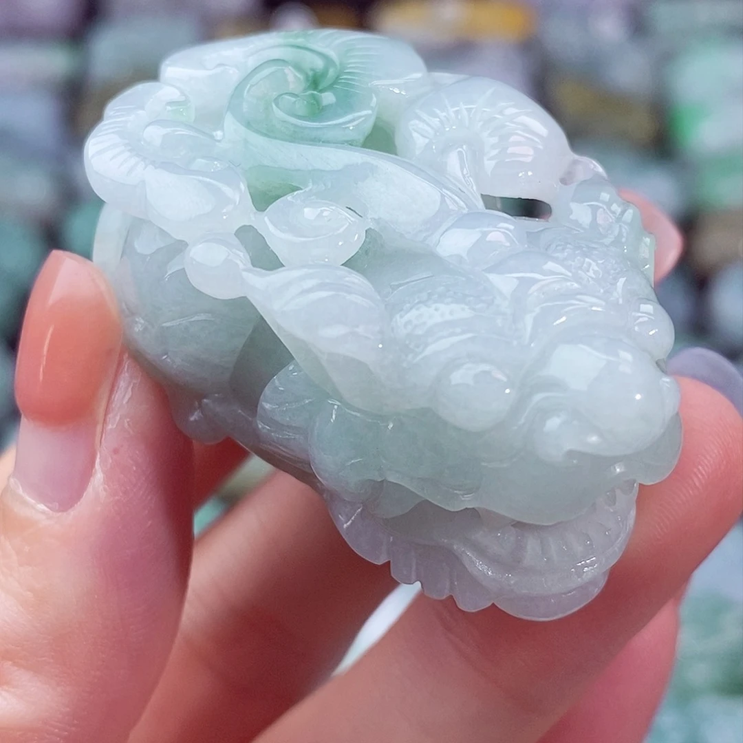 颈饰未镶嵌翡翠天然