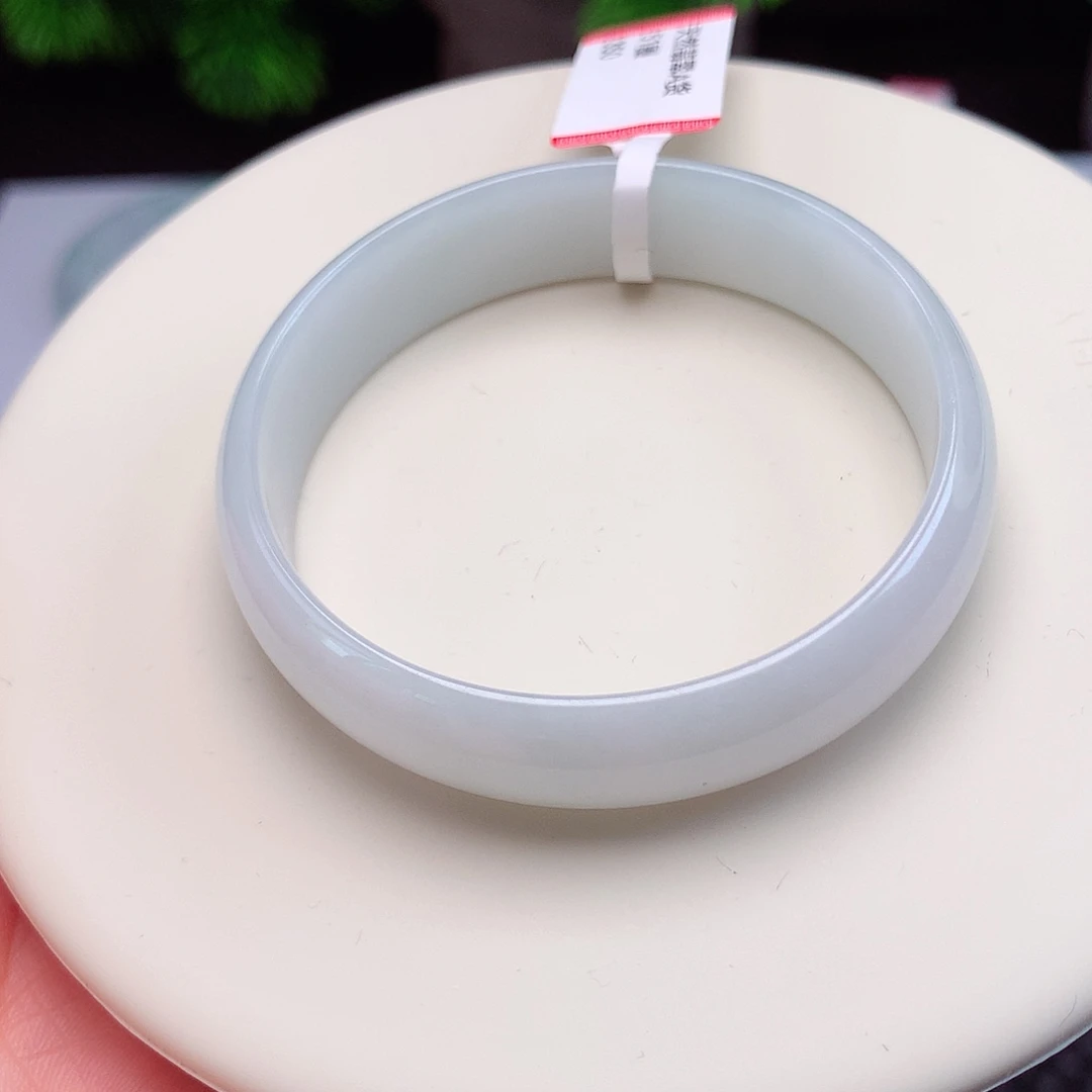 翡翠未镶嵌手镯51圈