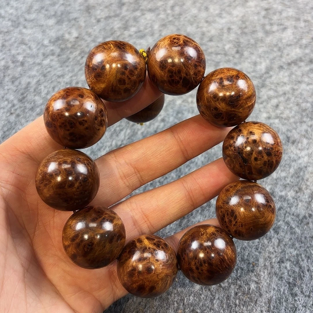 崖柏爆满雷瘤2.5孤品