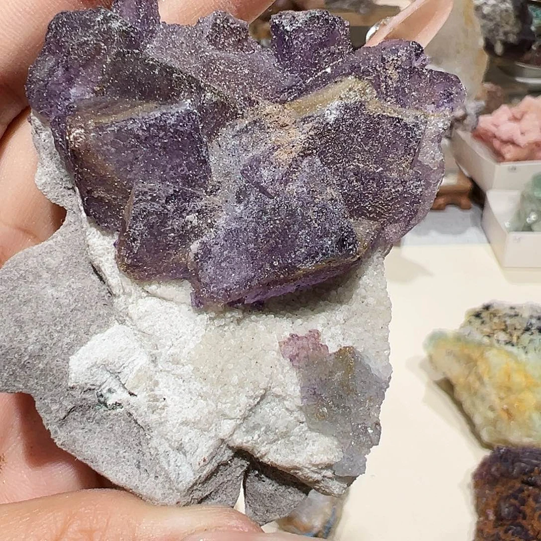 石材贵州紫边莹石大个