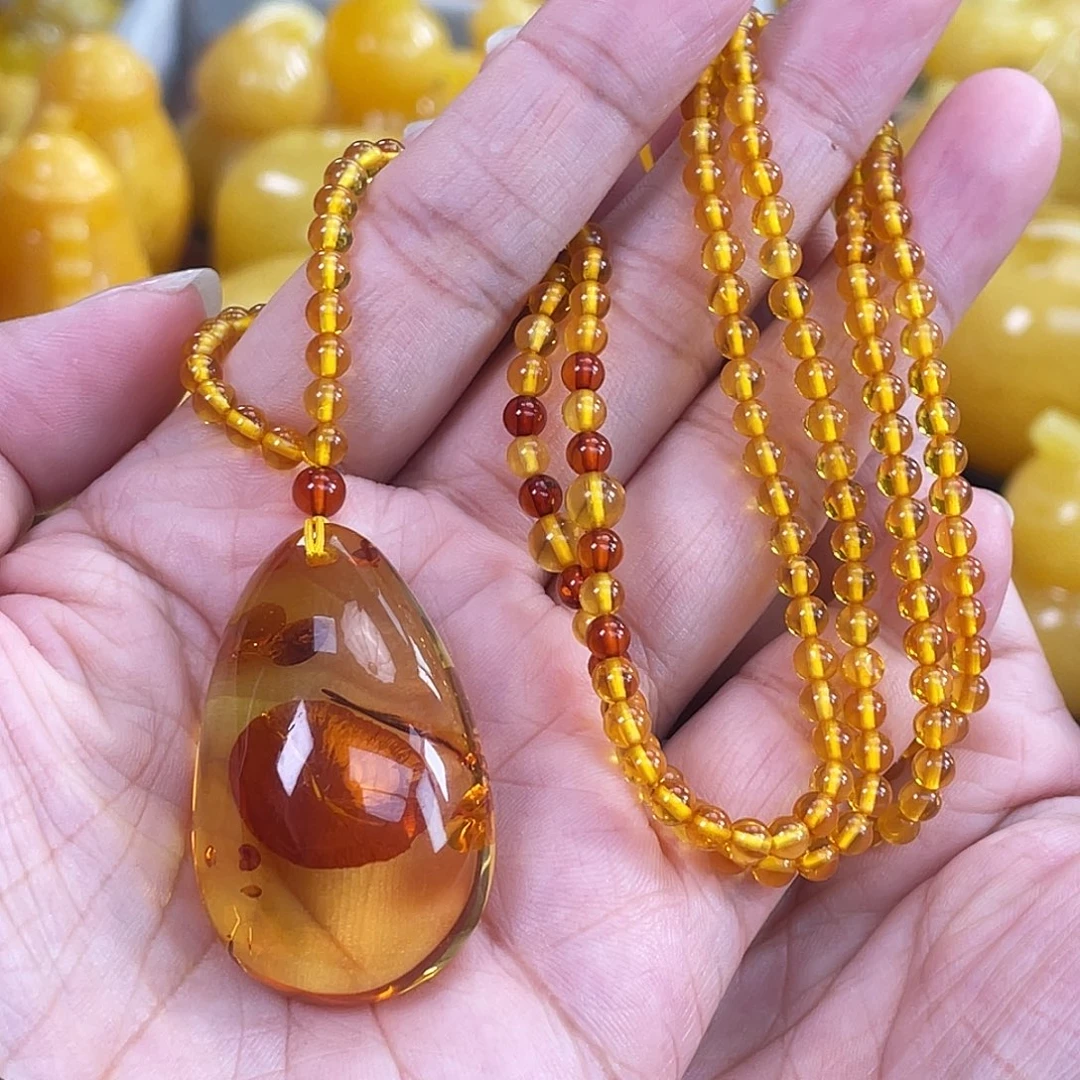 琥珀未镶嵌珠宝奇石h15