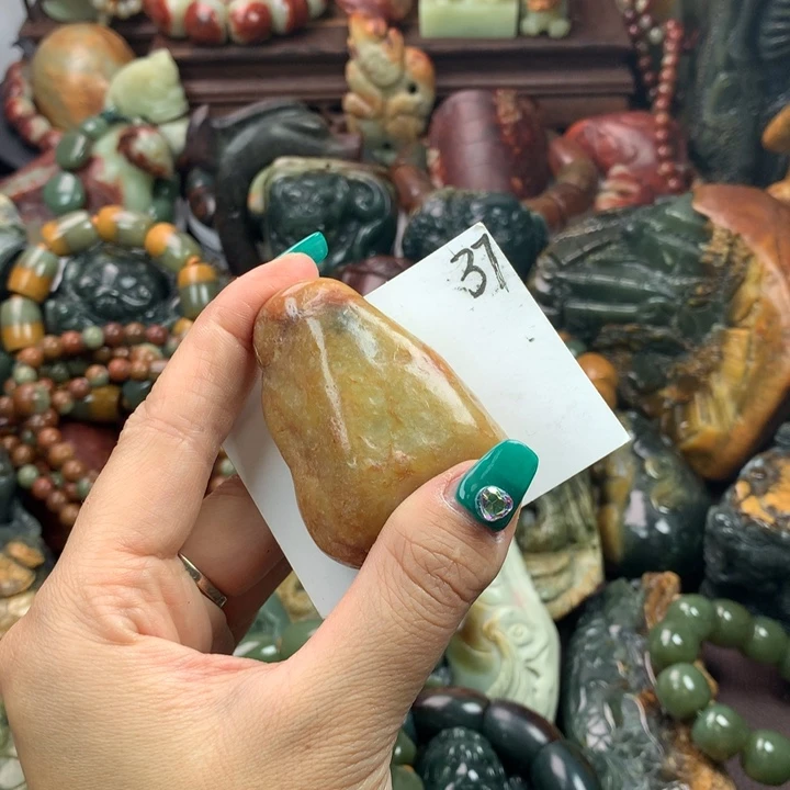 岫岩河磨玉(透闪石质玉)把件未镶嵌