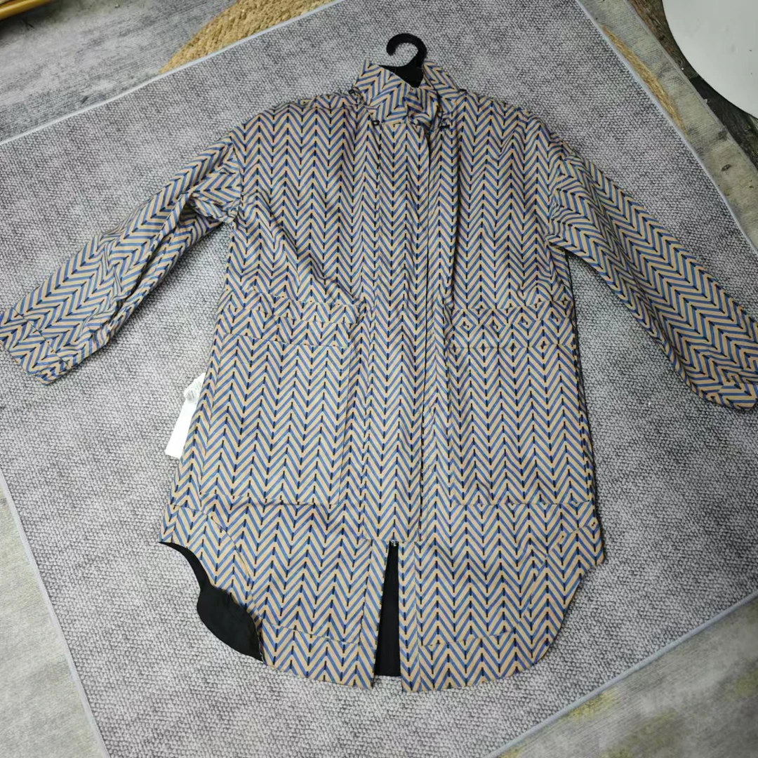 唯琳剪标 8仓A4-6-3078款 双面穿长袖衫56