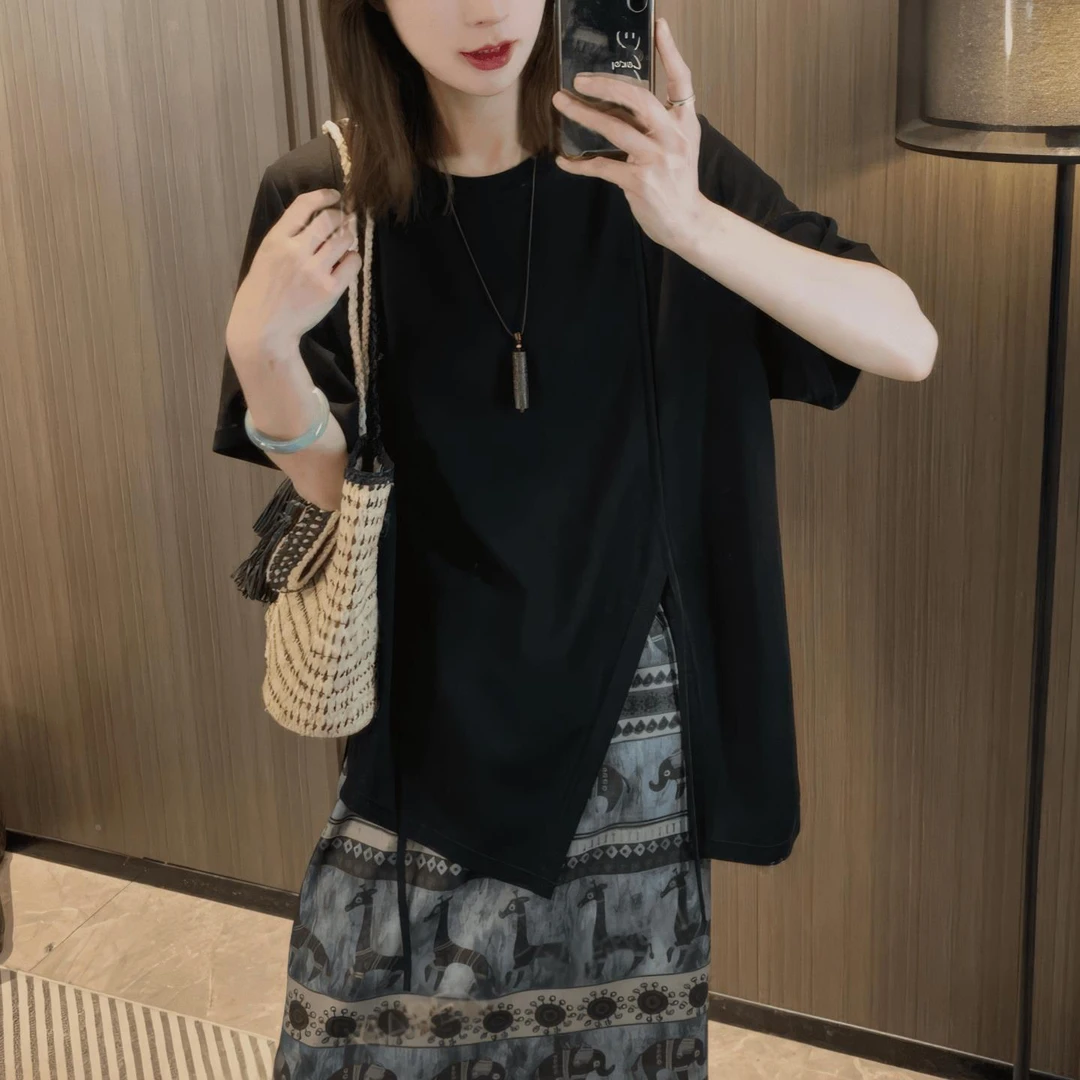 杜拉妮时尚设计感开叉下摆短袖T恤女2025夏季大码胖妹妹显瘦百搭