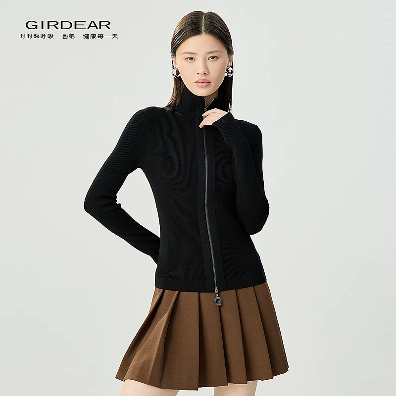 哥弟  品质女装经典百搭舒适竖坑条双头拉链高领长袖针织衫148019