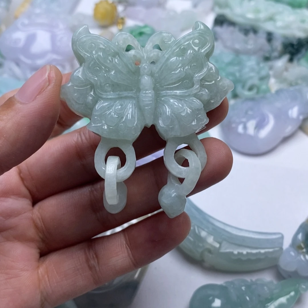 颈饰未镶嵌翡翠?****?