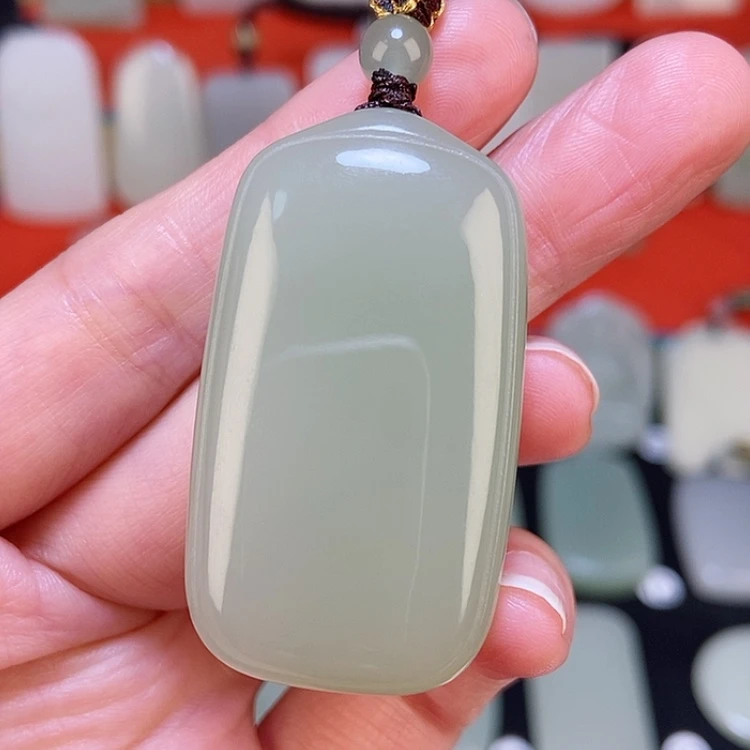 【闪购商品】颈饰未镶嵌和田玉