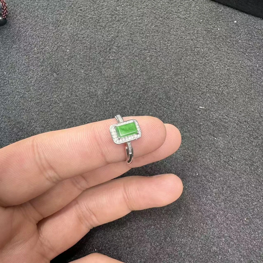 【玉经纶】175647/Q66-天然A货翡翠戒指-多样性发其一