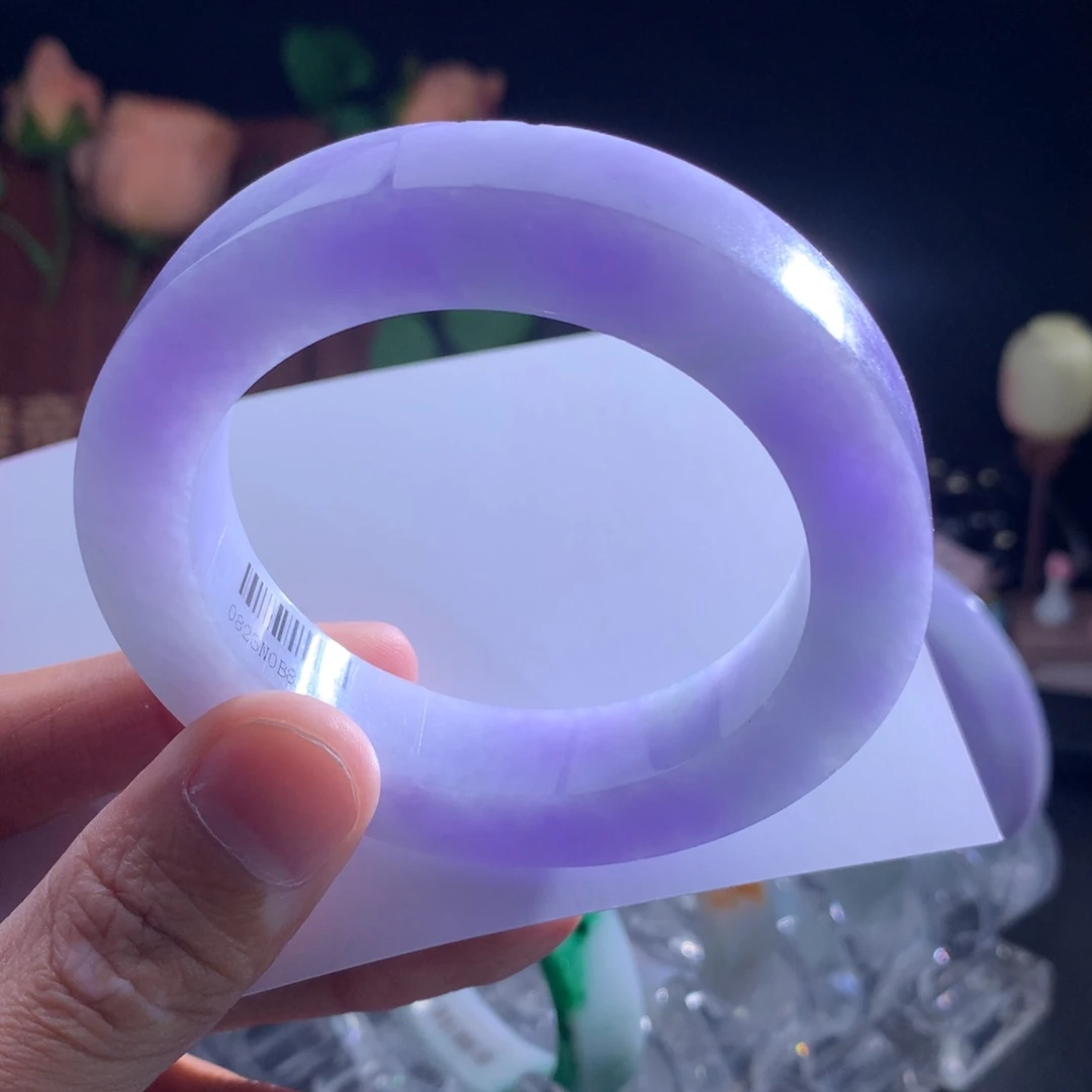 未镶嵌手镯定制翡翠