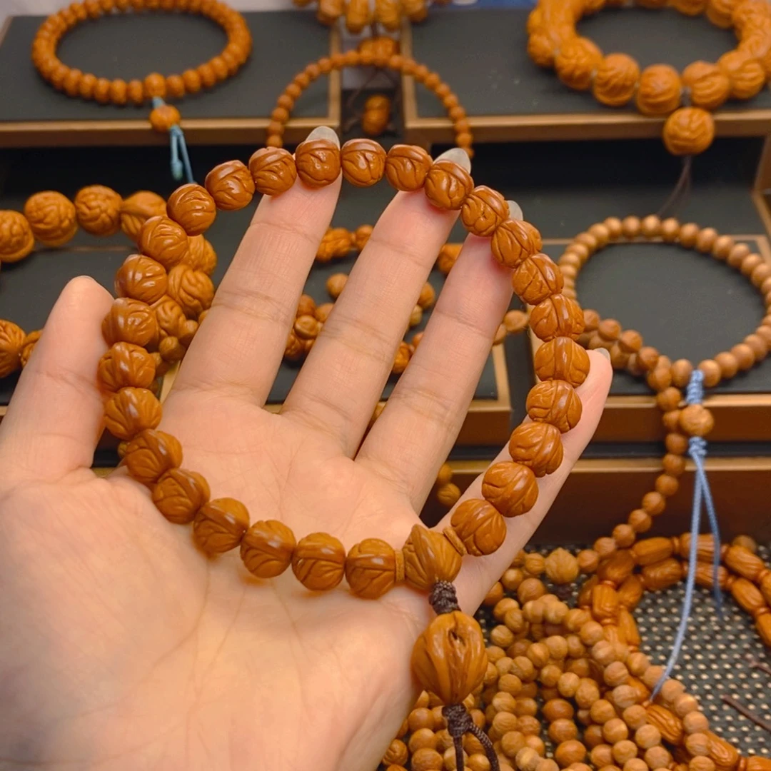 M***龙桃核吊坠秦岭森林11