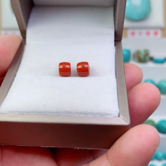 南红玛瑙未镶嵌珠宝奇石