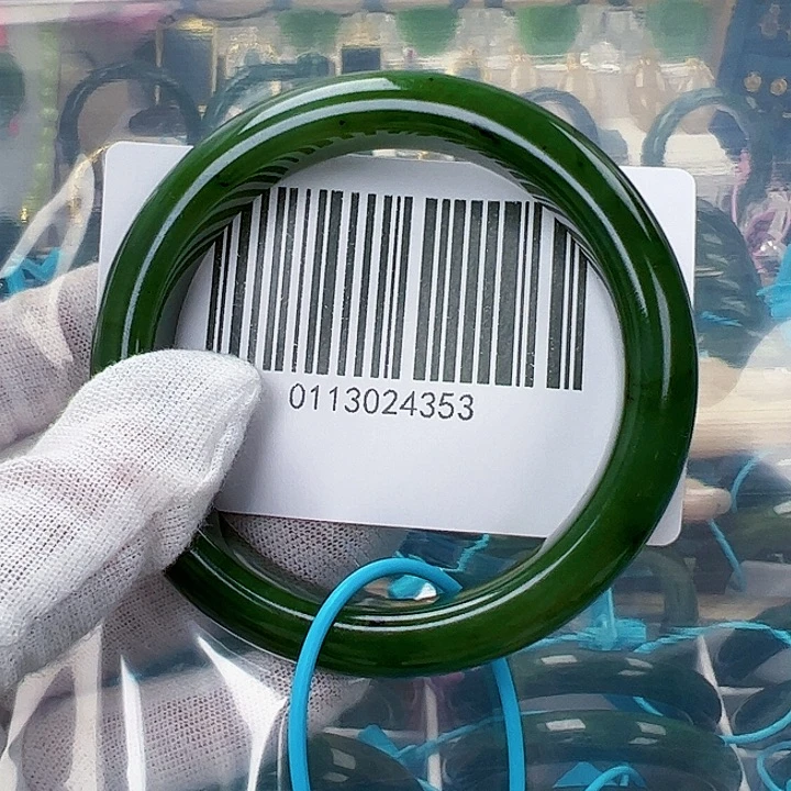 和田玉手镯未镶嵌微瑕58.59