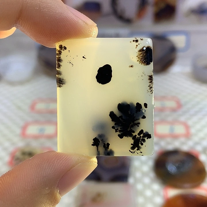 玛瑙/玉髓合金颈饰