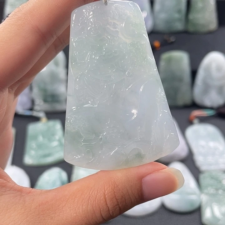 颈饰未镶嵌翡翠翡翠山水观音