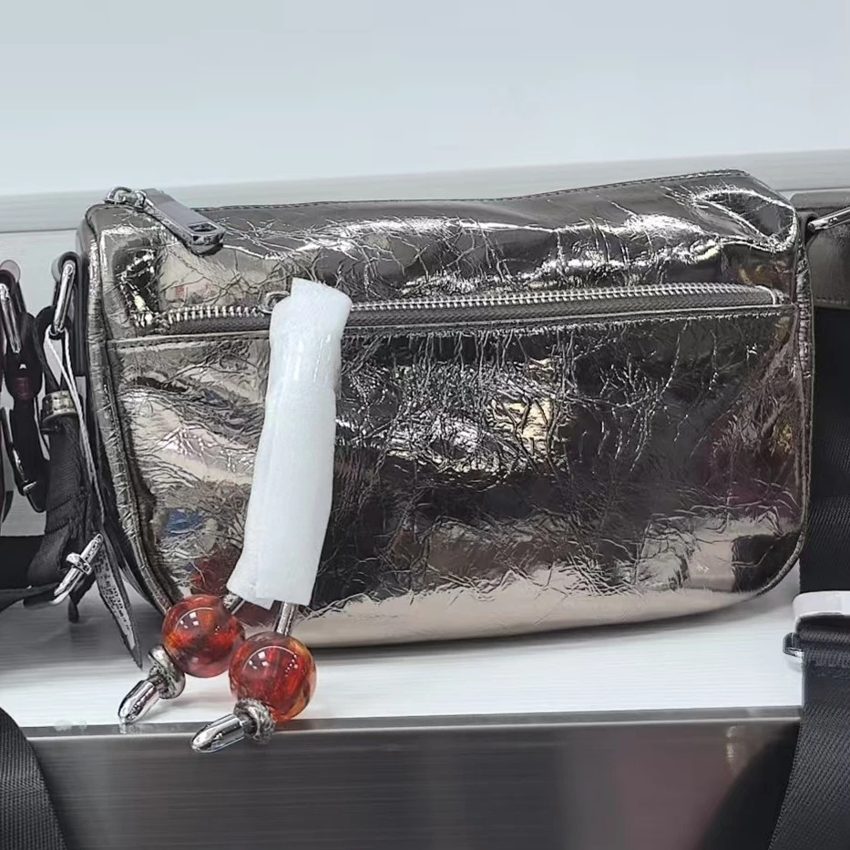 牛皮油蜡真皮两个颜色