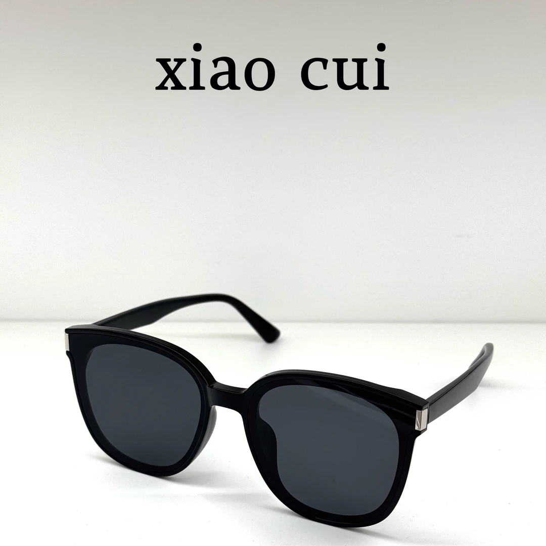 小崔·3101时尚百搭大框防紫外线太阳镜男女通用气质显瘦遮阳必备