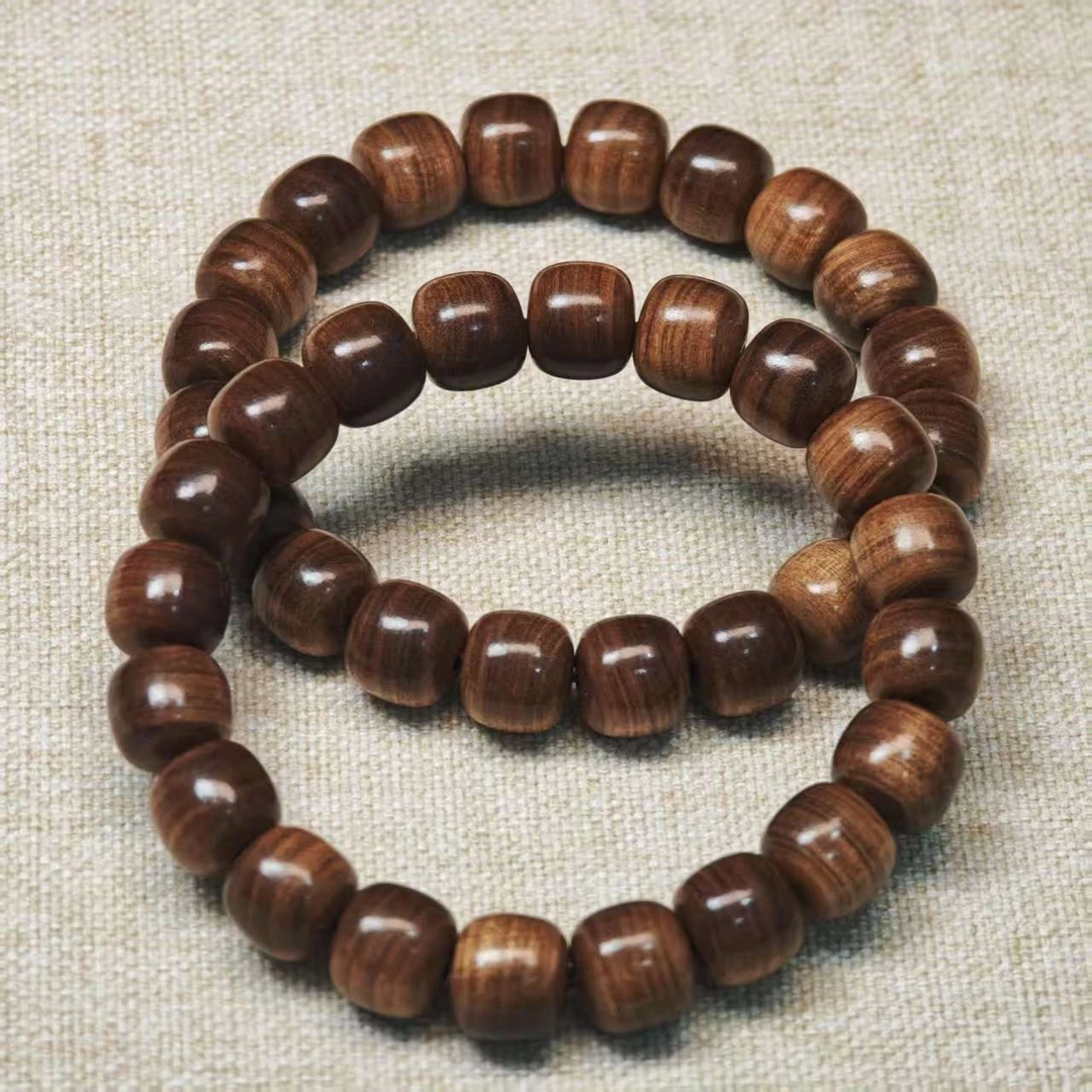 高油高密正宗印度老山檀10*11黑肉单圈手串