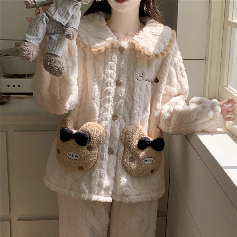 秋冬季珊瑚绒睡衣女款加绒加厚保暖冬天法兰绒甜美卡通家居服套装