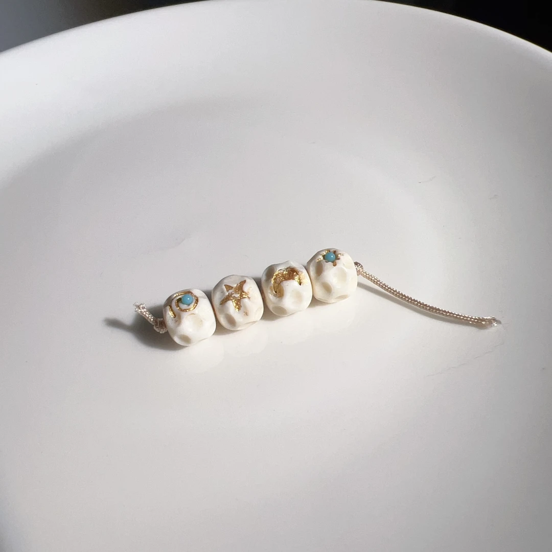 【日月星辰】天然猛犸牙通孔配件8mm