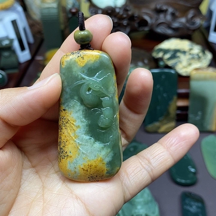 岫岩河磨玉（透闪石质玉）未镶嵌挂件?****?