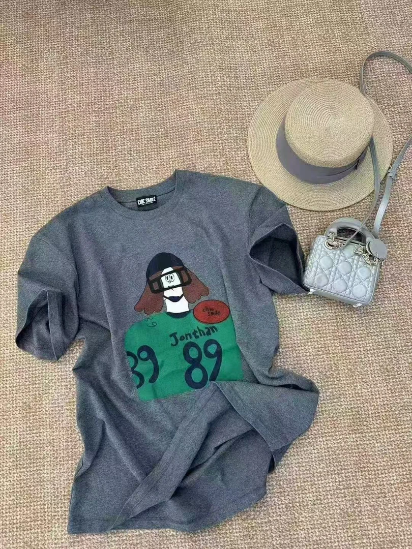 圆领短袖中长款休闲风印花T