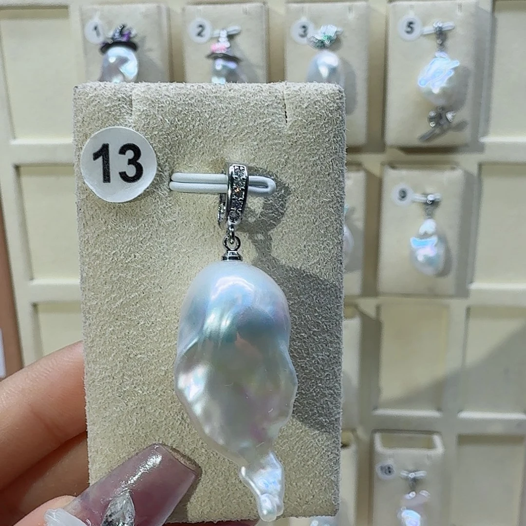 淡水珍珠颈饰合金